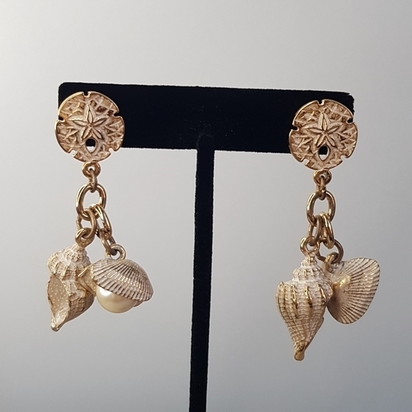 Jewelry - Ocean  / mermaid inspired dangle earrings